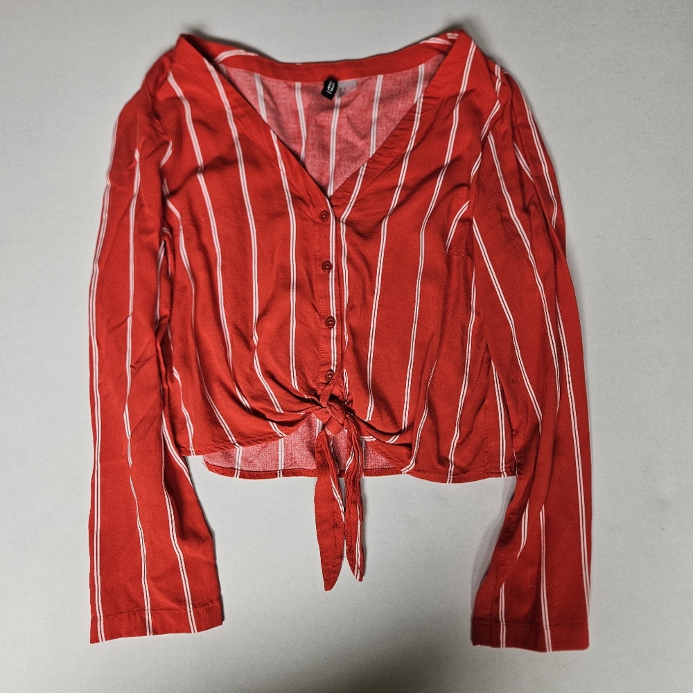 H&M Small Red Striped Button-Up Tie‎ Front Top